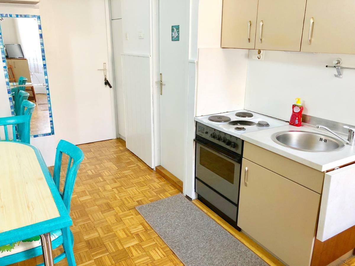 Apartamento Studio & Free Parking, Aircool, Fresh Bedding Lovran Exterior foto